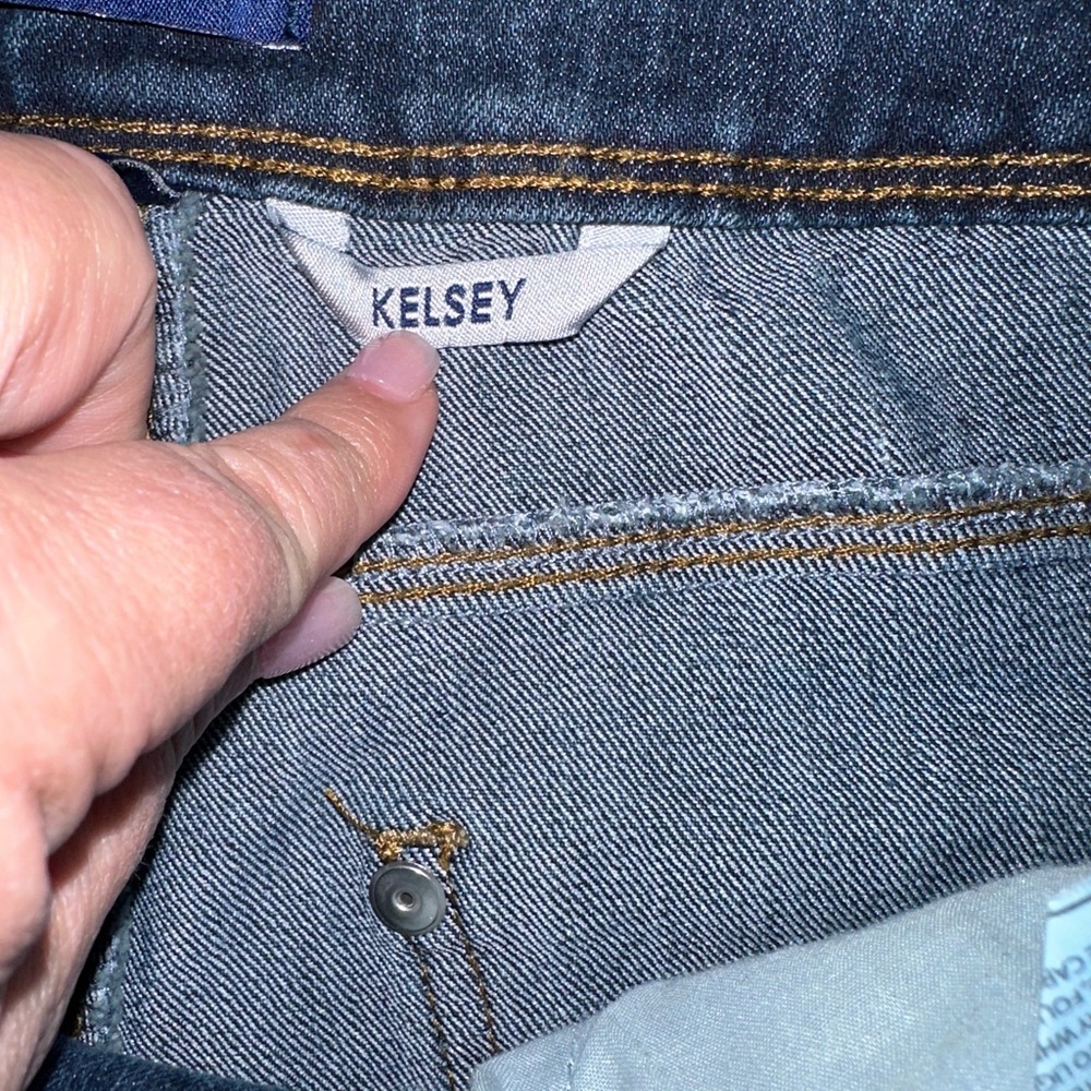 Bandolino Jeans - Picture 4 of 7